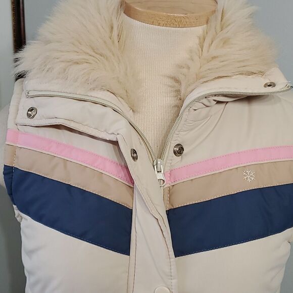 EIVISSA WOMEN'S puffer vest. Size small. Good used condition. Cream, pink & Blue - Picture 2 of 9